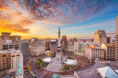 Cozysuites L Dream 1Br, Monument Circle, Indy Ινδιανάπολη Εξωτερικό φωτογραφία